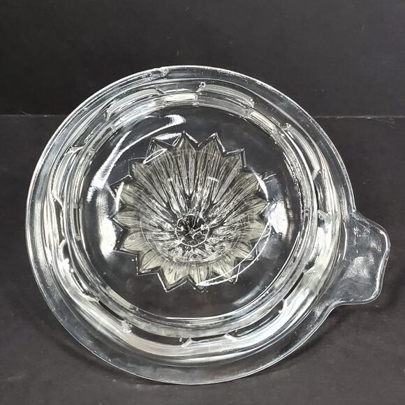 Citrus Reamer Clear Ribbed Glass Juicer with Thumb Tab Handle Vtg - Picture 8 of 12